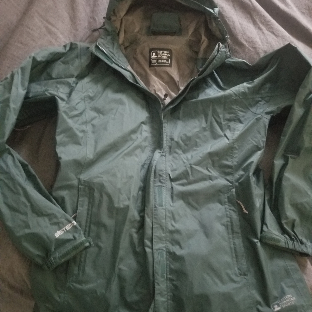 EMS Womens System 3 -Rain Coat- womens medium, green